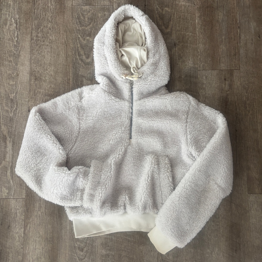 lululemon sherpa cropped scuba